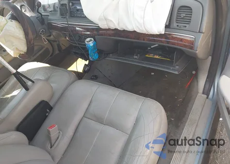 2004 Mercury Grand Marquis Gs из США, поврежденный, VIN 2MEFM74WX4X672773